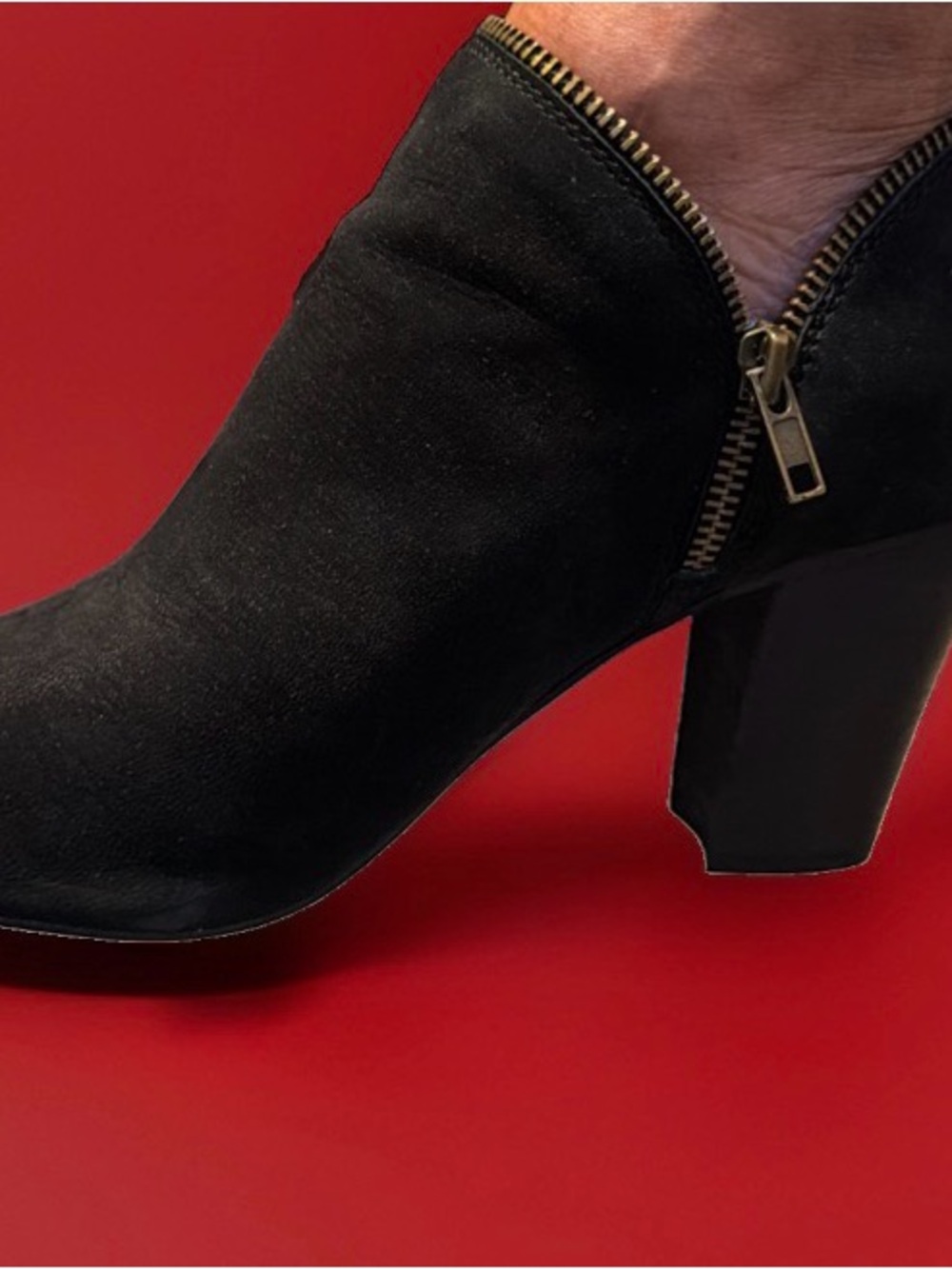Sbicca vintage collection size 9 Suede leather Block Heel Ankle Boots - Women's